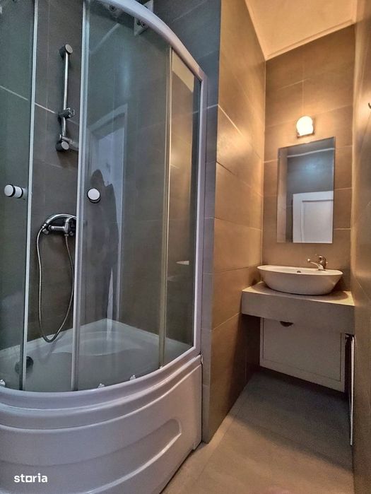 Luceafărul- 3 camere modern, 2 băi