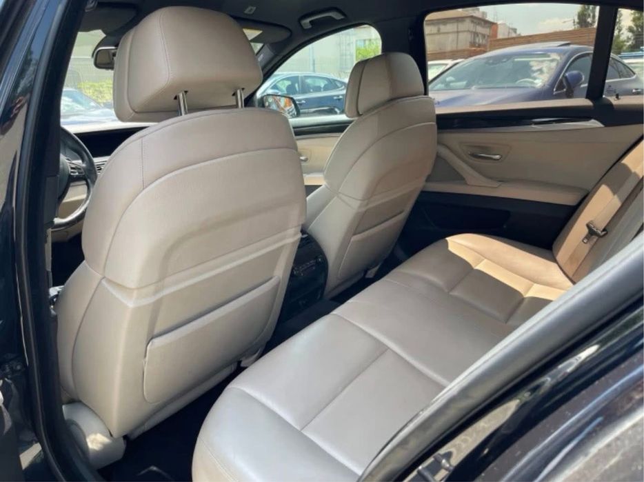 BMW F10 F11 550xi N63 на части м пакет