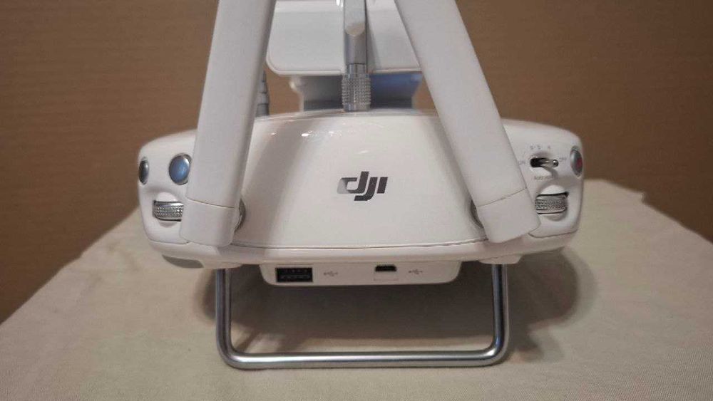 Telecomanda DJI Phantom 4 Pro / Advanced - Model GL300F