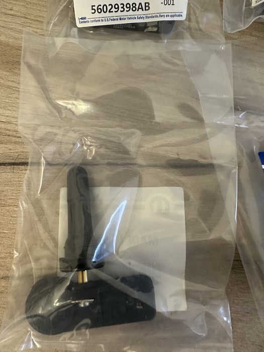 Mopar Датчик за налягане в гумите TPMS