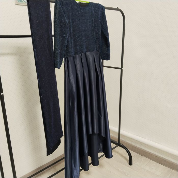 Вечерняя платья2500