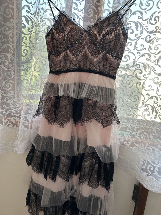 Продам платье красивое