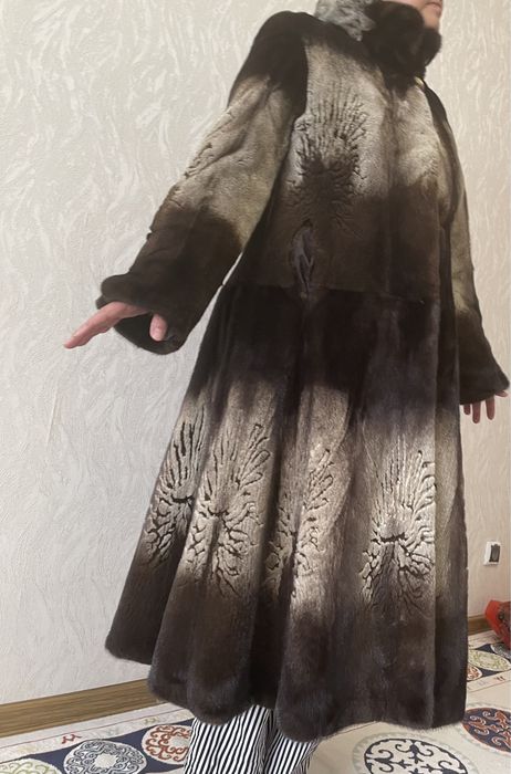 Продам норковую шубу!