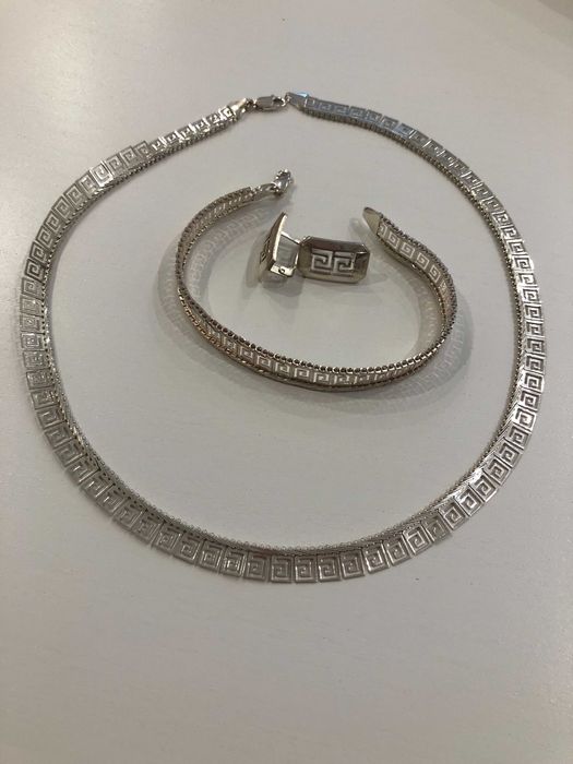 Сребърен комплект от колие, обеци и гривна