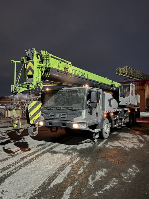 Автокран 2023 йил 5 ой идеал сотилади Avtokran zoomlion