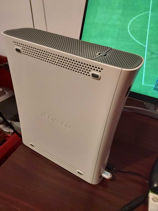 Xbox 360 in stare perfecta,pentru divertisment acasa