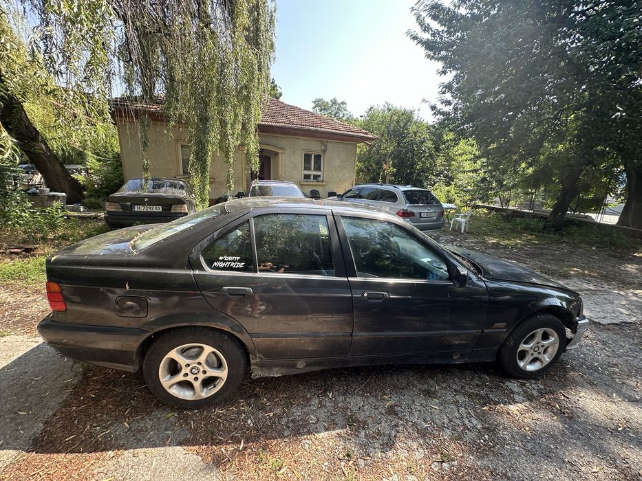 Bmw e36 318i НА ЧАСТИ