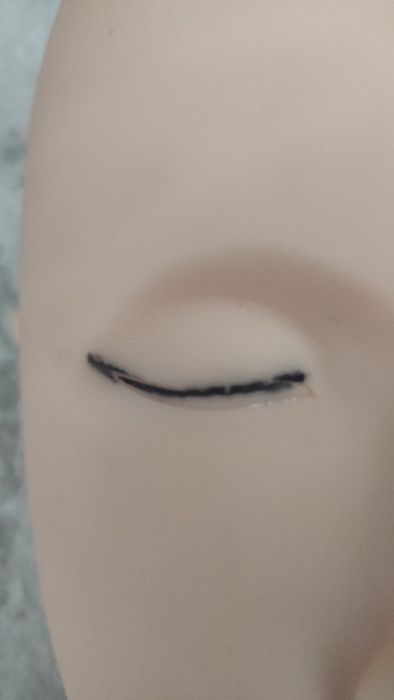 Тренировъчна глава и материали за миглопластика