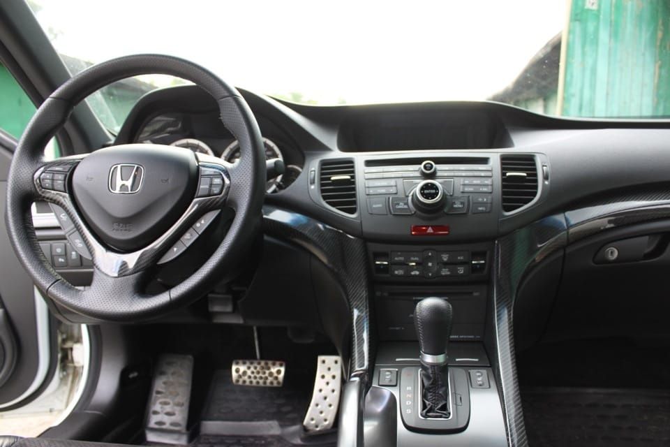 Срочно продам Honda accord 8