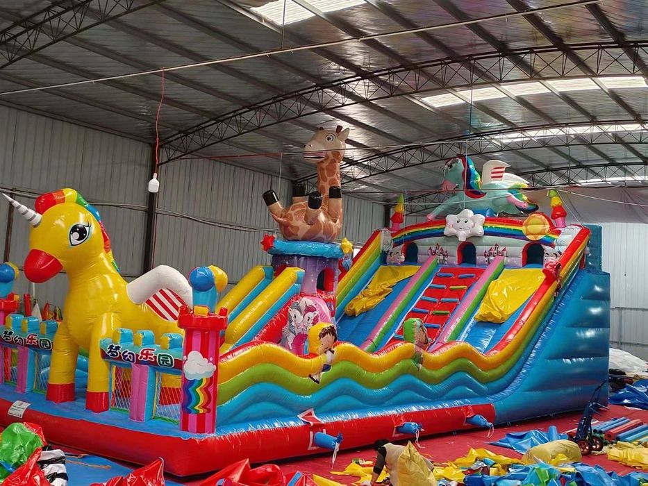 Bolalar uyinchoqlari batut