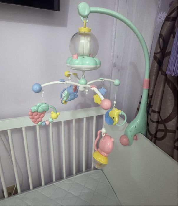 Carusel muzical pentru patut bebe/copil
