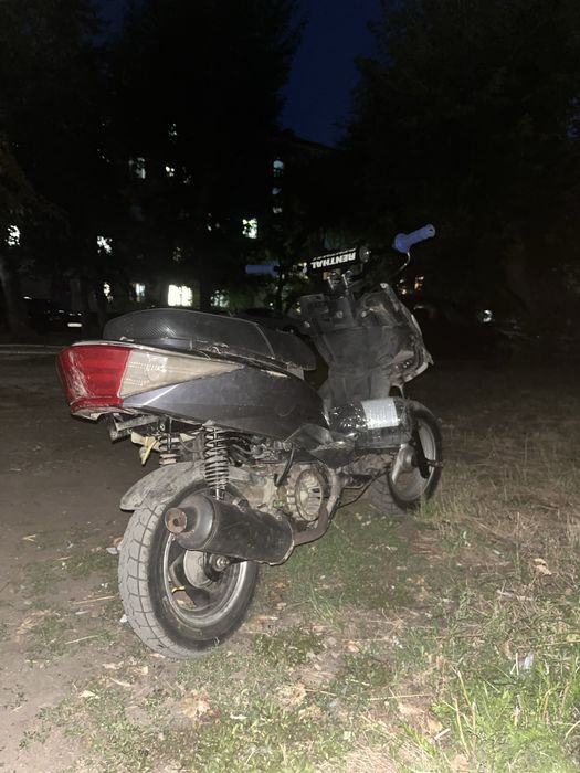 Продам м8 скутер
