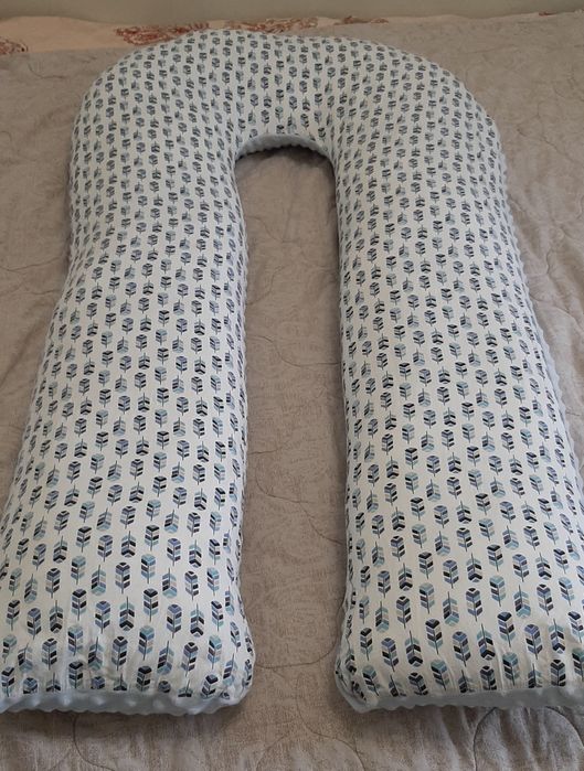 Продам подушку для беременных.