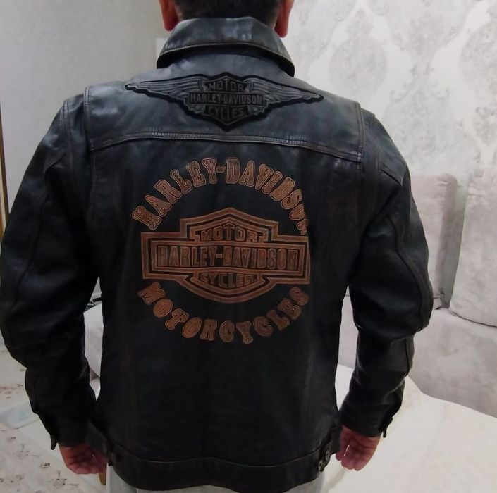 Продается кожанная куртка