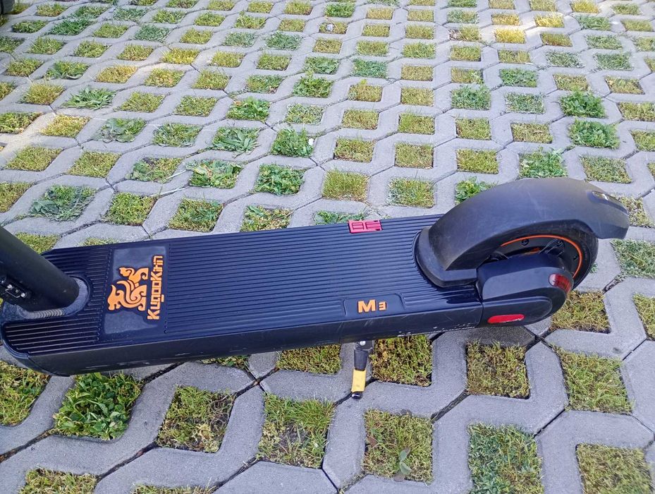 Продавам тротинетка Kugoo Kirin M3.
