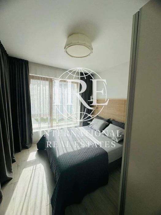 Продава се Двустаен апартамент в Варна, Аспарухово - 62 кв.м за 1193 €/кв.м - Снимка #8