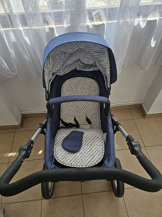 Cărucior Chipolino
