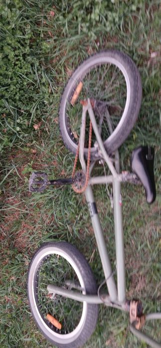 Велосипед BMX зелёный