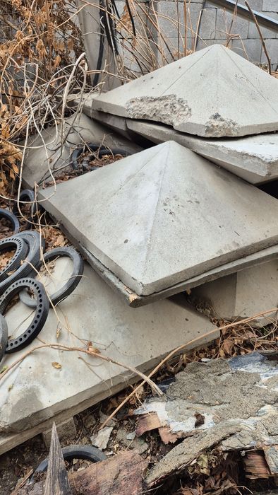 Шапка на   тумбу