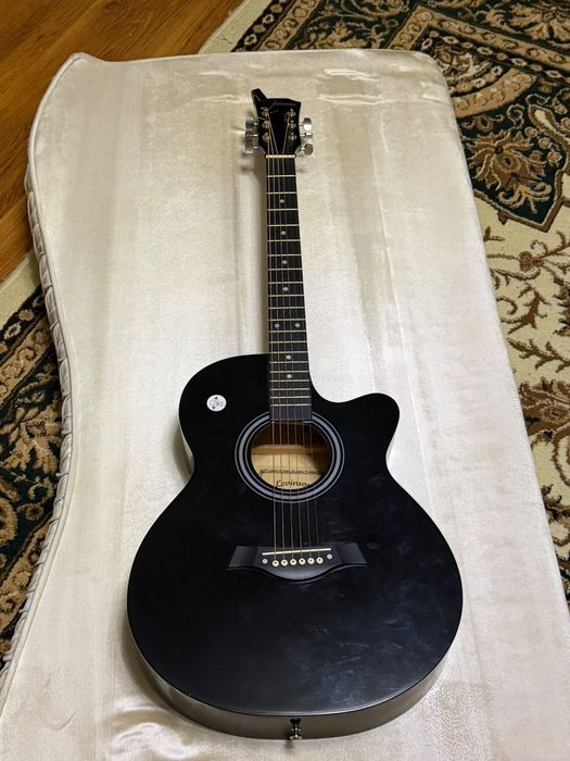 Гитара 40 размер корпуса 20 ладов