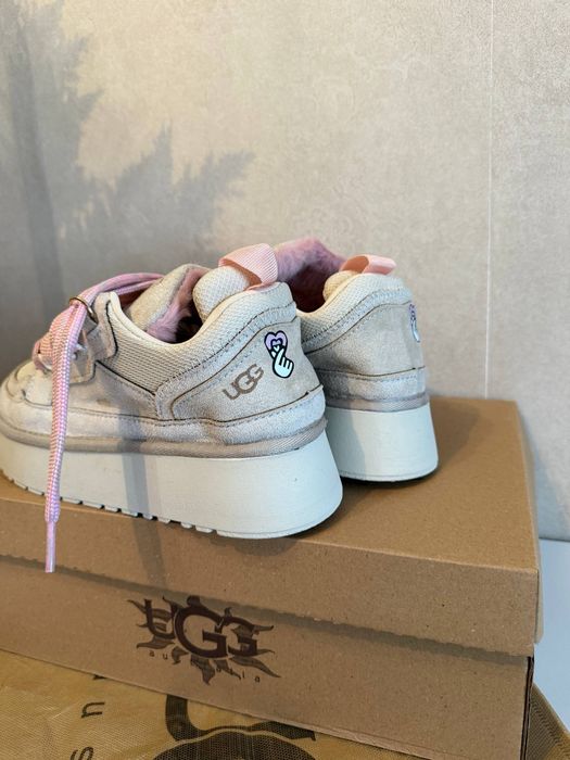 Adidasi UGG Lowmel roz
