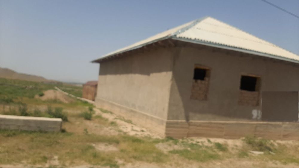 SHOSHILINCH tugallanmagan uchastka sotiladi 6 sotix yeri bor!