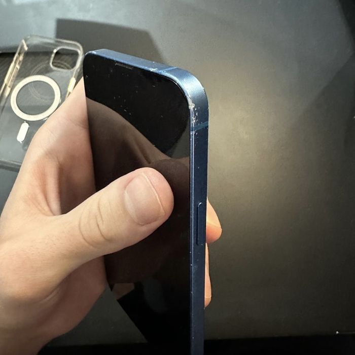 iPhone 13 512гб синий с дефектом (торг)