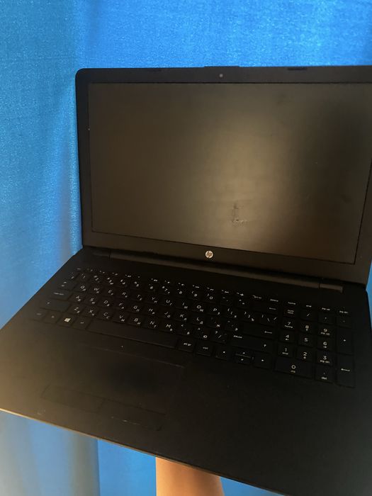 Продам ноутбок срочно hp