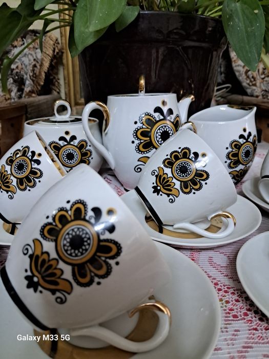 Продаётся  чайный сервиз СССР
