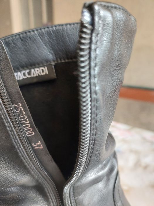 Сапожка женская.