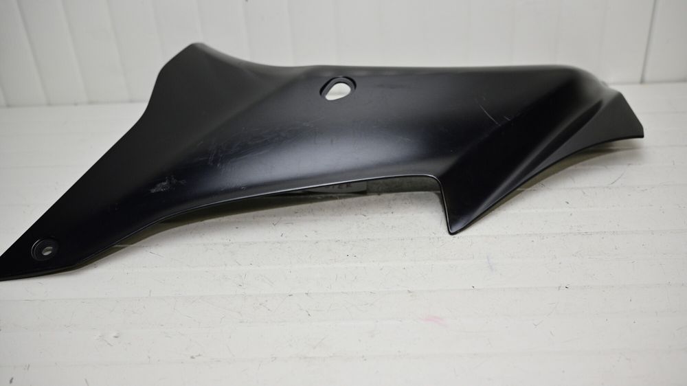 Carena Lateral Stanga Yamaha YZF-R125 2023 - 2025