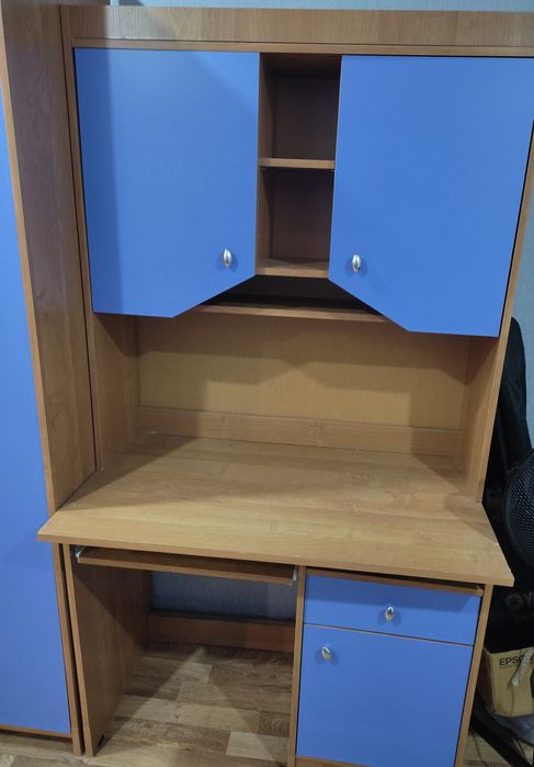 Продам мебель для детской комнаты.