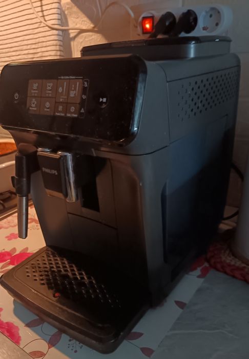 Expresor cafea cu rasnita