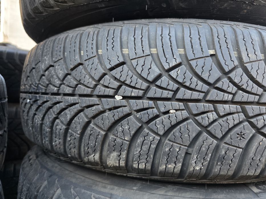 4бр Зимни гуми 165 65 15 - Goodyear