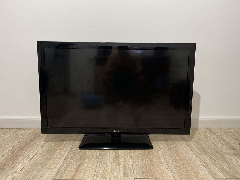 Продам телевизор в очень хорошем состоянии