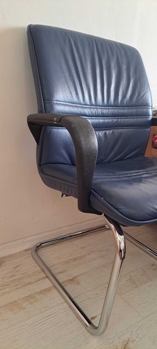 Офис столове 2 броя