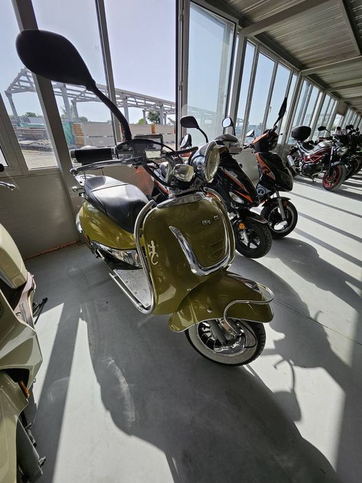 Znen Cruiser 50cc 4T Жабока на жена ми