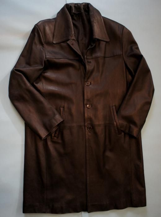 Кожаный плащ пальто