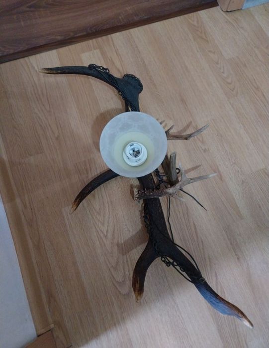 Lustra corn cerb si căprior, Zmeu Wepa  Flyer