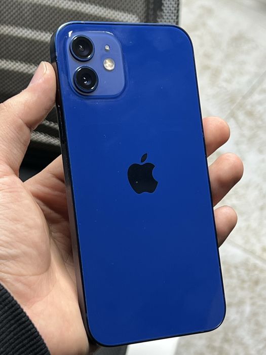 iPhone 64GB синий