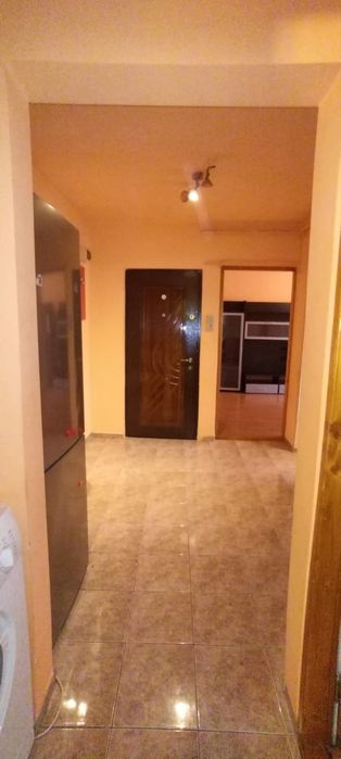 Vând apartament cu 2 camere