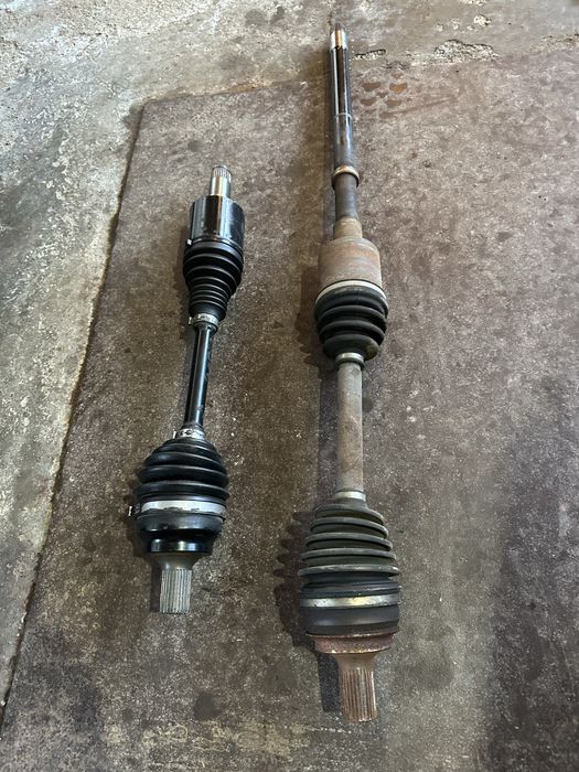 Предни полуоски Mercedes S500 4Matic W221 388кс