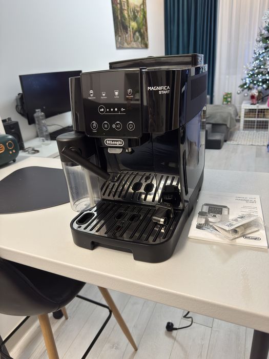 Espressor De’Longhi Magnifica Start 220.60.B