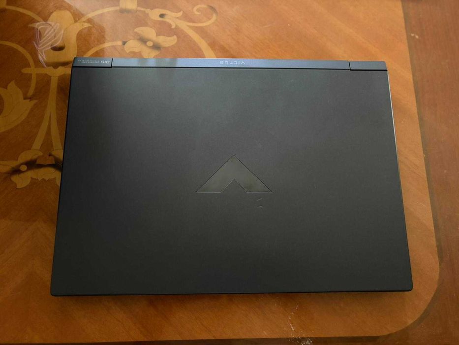 Laptop HP Victus Gaming 15 144hz i7-13620H, RTX 4060, 32GB RAM 2TB SSD
