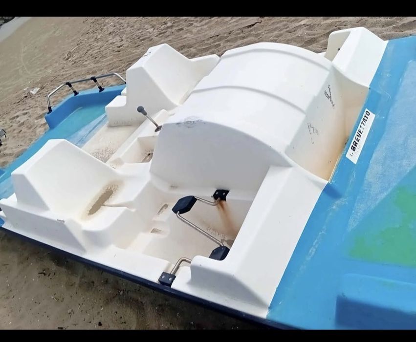 Hidrobiciclete MARTINI /  CAPRI 4 persoane