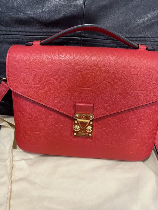 Кожена чанта LV