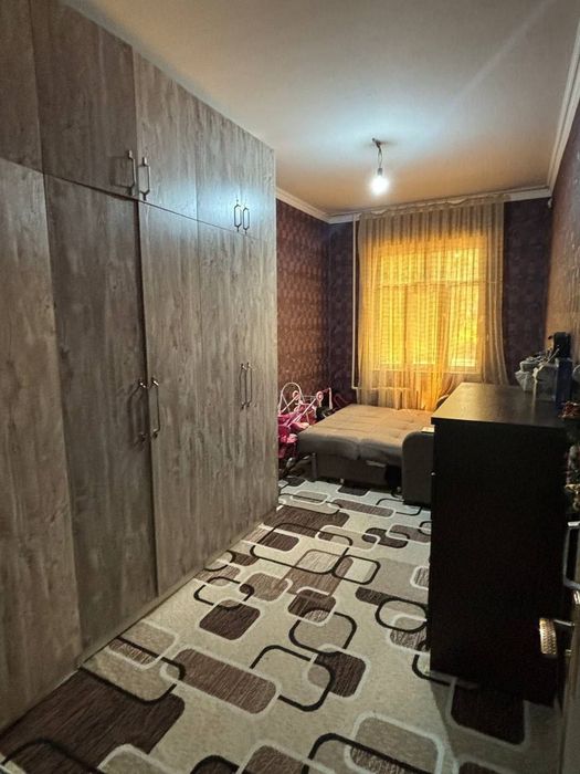 ~(Райхон) Чиланзар-8, 2/2/4, с ремонтом, мебелью и техникой~