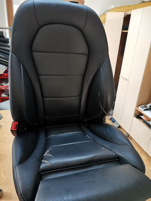 Repar scaune auto