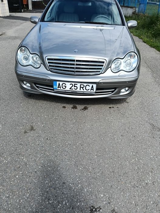 Mercedes Benz C230