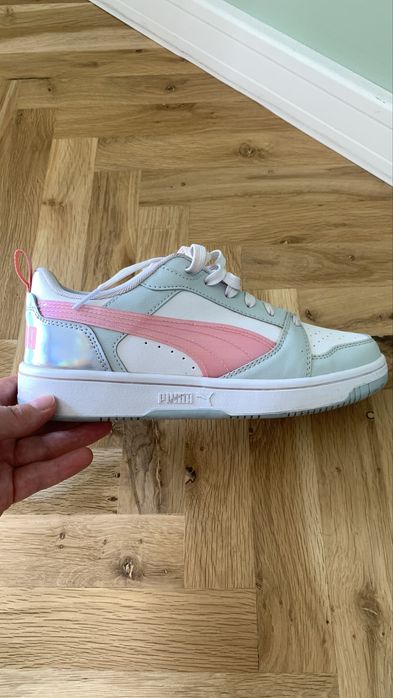 Обувки Puma спортни